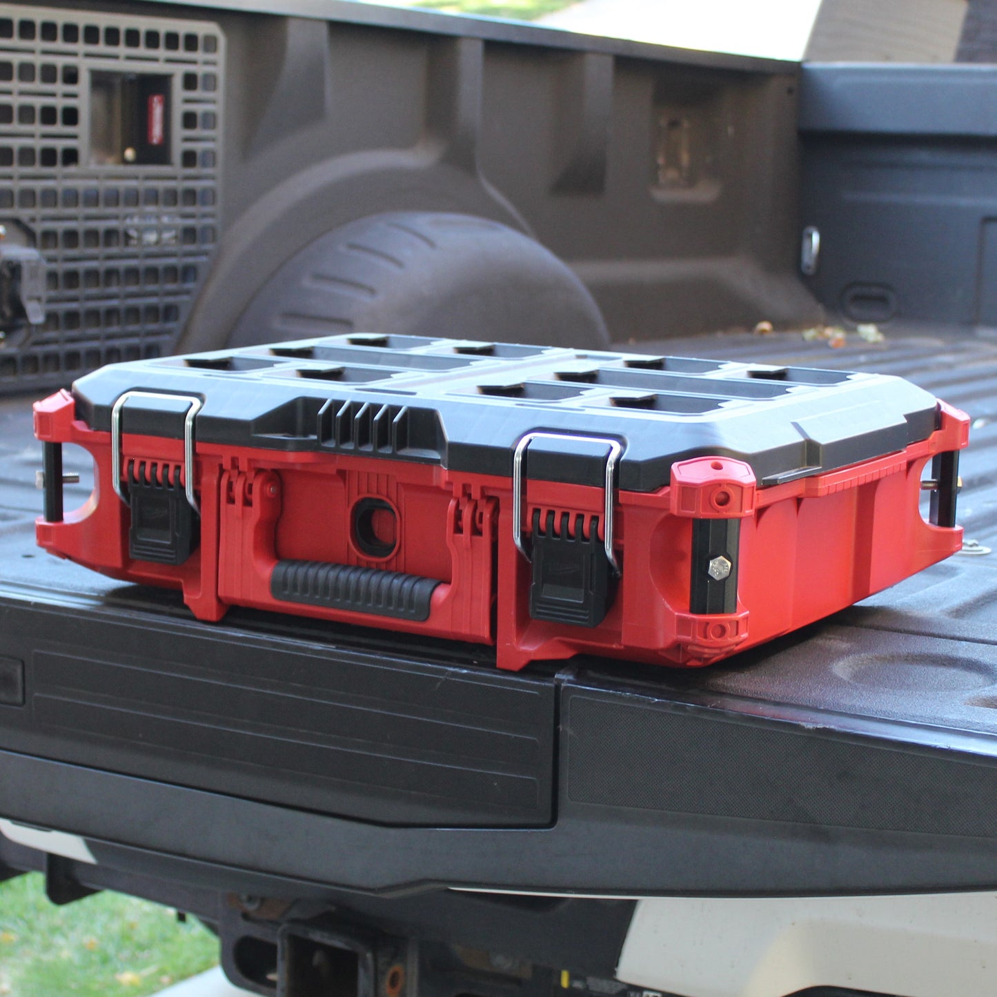 Alpha Rails™ Black - Threaded Milwaukee Packout Rails