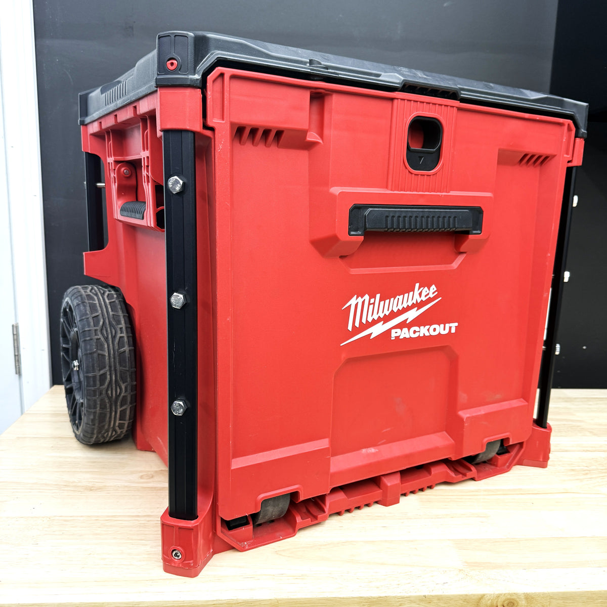 Alpha™ Rails Black - Threaded Milwaukee Packout Rails